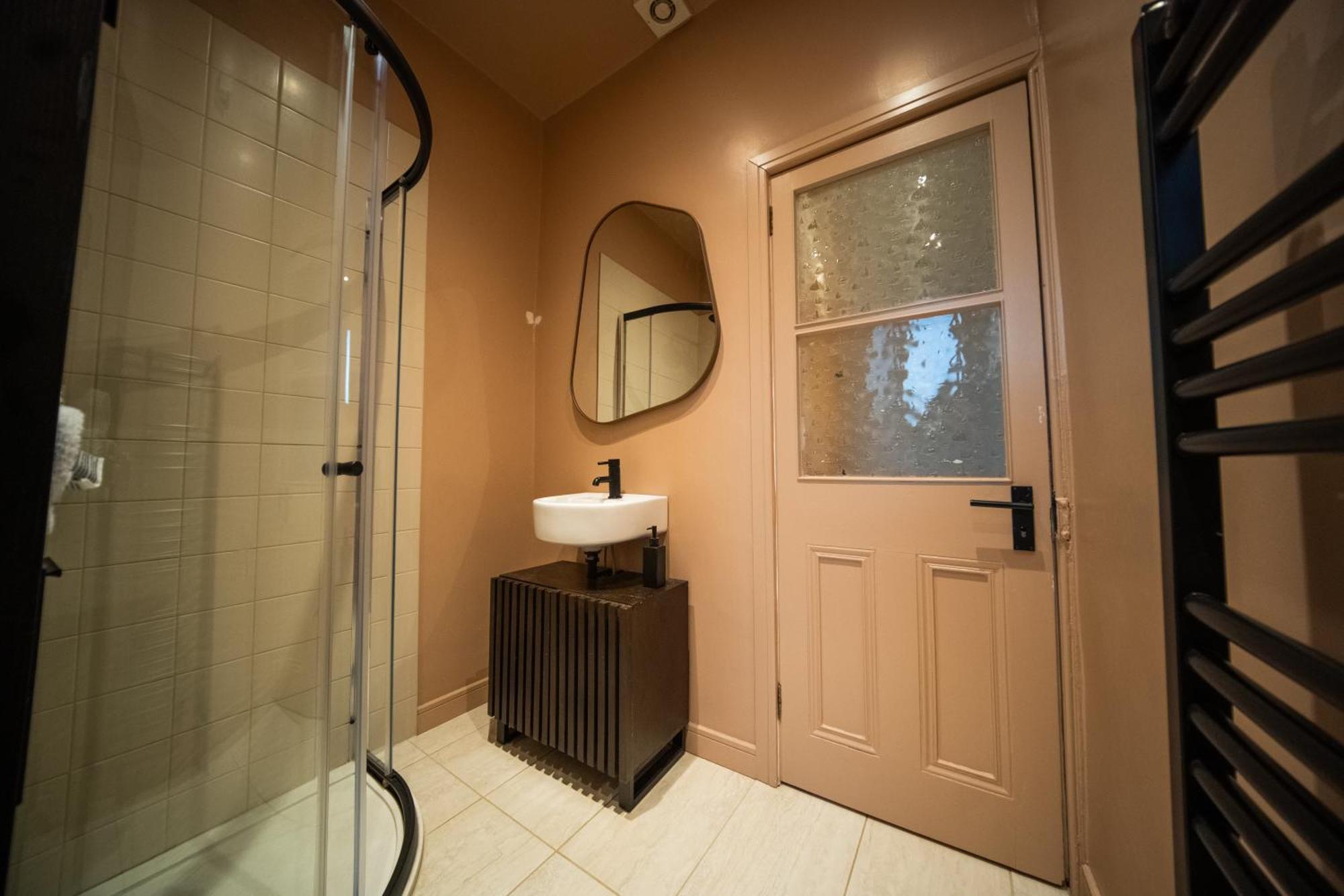 Spacious Flat, Close To The City Centre With Scenic Views Edinburgh Exterior photo